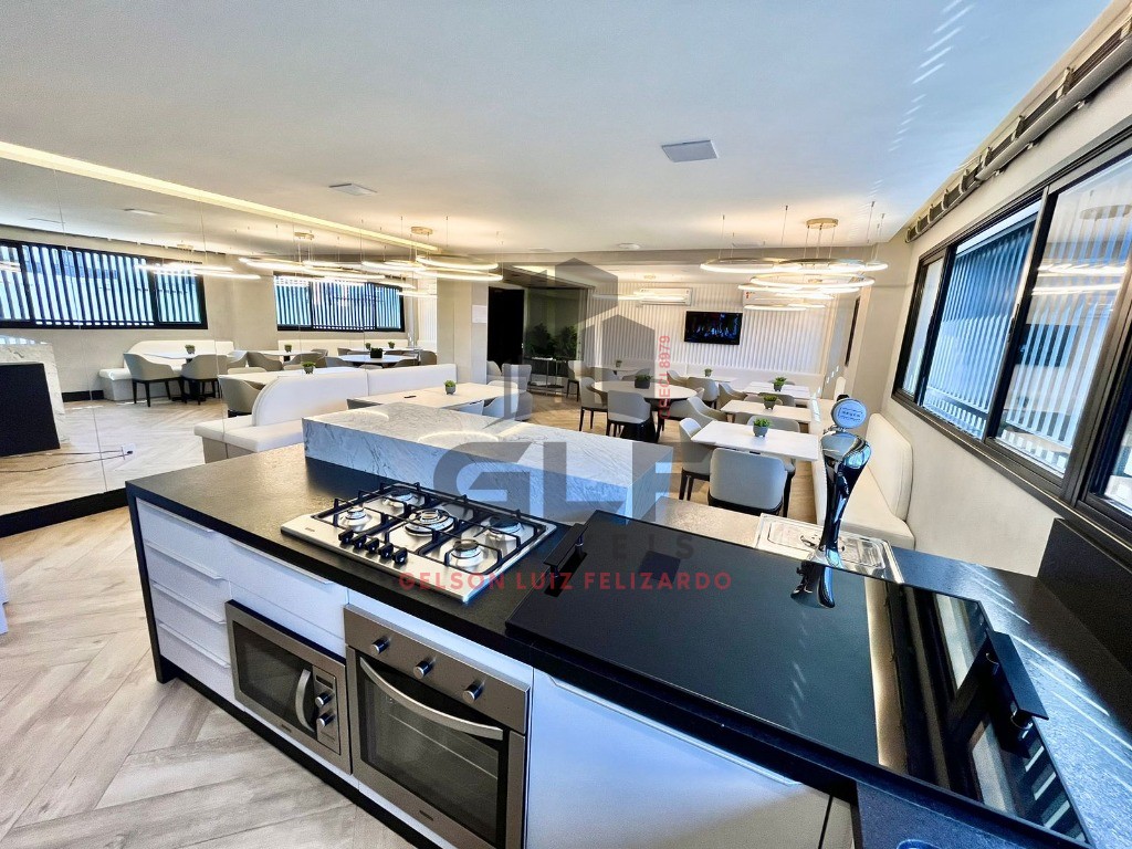 Apartamento de Alto Padrão na cidade de Itapema/SC, no bairro Meia Praia, com 4 Suítes e 3 Vagas de Garagem. Localização Privilegiada.