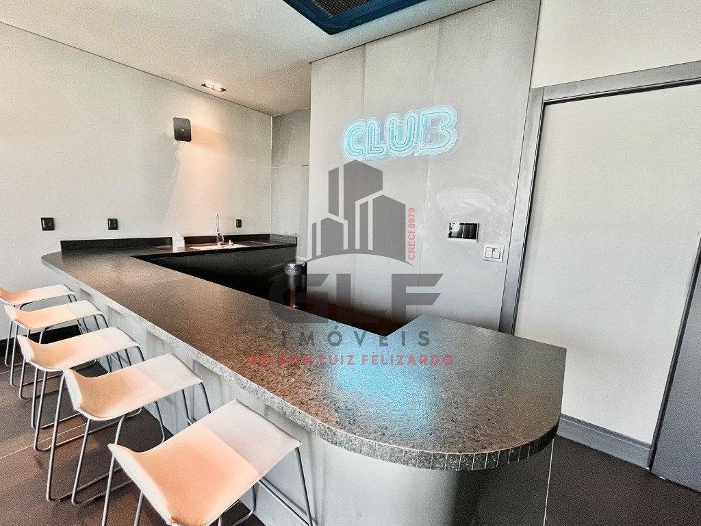 Apartamento de Alto Padrão na cidade de Itapema/SC, no bairro Meia Praia, com 4 Suítes e 3 Vagas de Garagem. Localização Privilegiada.