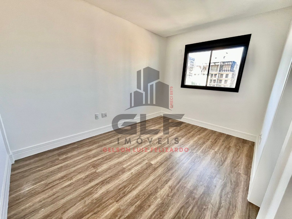 Apartamento de Alto Padrão na cidade de Itapema/SC, no bairro Meia Praia, com 4 Suítes e 3 Vagas de Garagem. Localização Privilegiada.