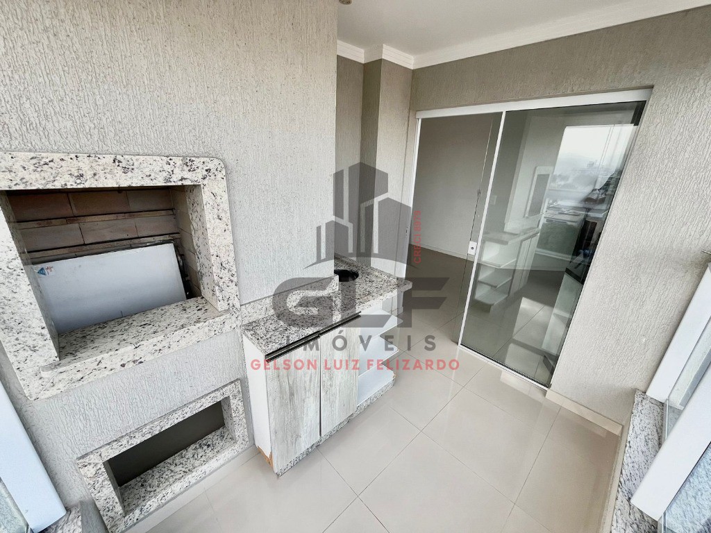 Apartamento Semimobiliado para morar na cidade de Itapema/SC no bairro Morretes, com 2 Quartos, sendo 1 Suíte e 1 Vaga de garagem. Bem localizado.