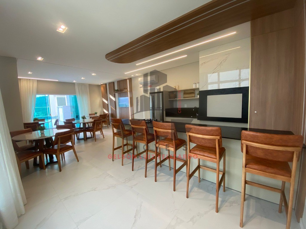 Apartamento de Alto Padrão na cidade de Itapema/SC, no bairro Centro, com 3 Suítes e 2 Vagas de Garagem. Localização Privilegiada.