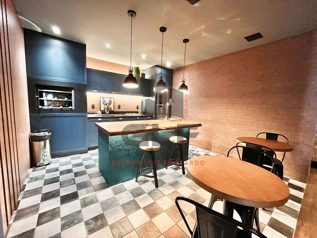 Apartamento de Alto Padrão na cidade de Itapema/SC, no bairro Meia Praia, com 4 Suítes e 3 Vagas de Garagem. Localização Privilegiada.