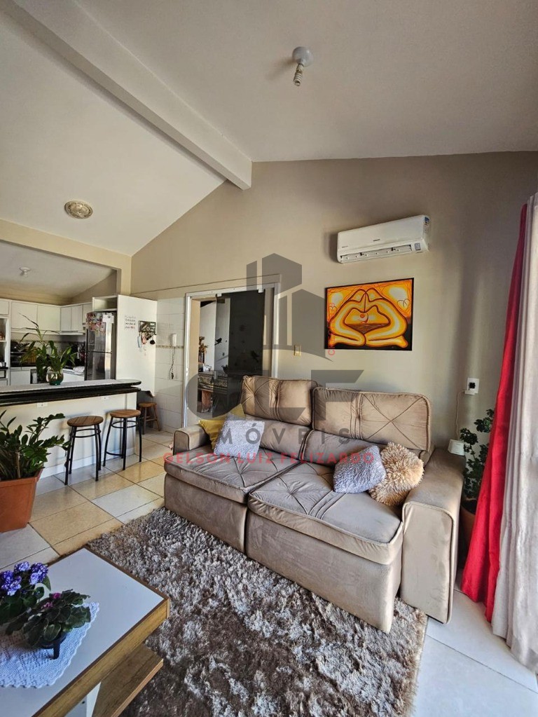Casa mobiliada na cidade de itapema/sc, bairro várzea em con