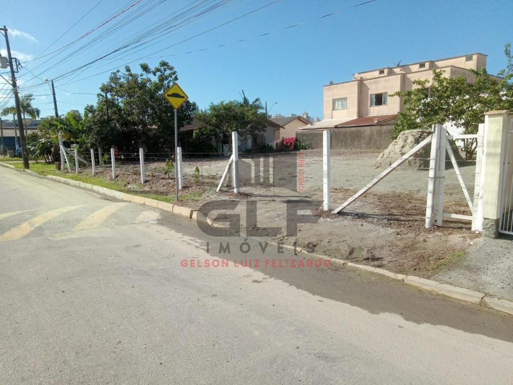 Terrenos a venda ou permuta na cidade de Itapema/SC no bairro Morretes, com metragem de 528 m² sendo 12 x 22