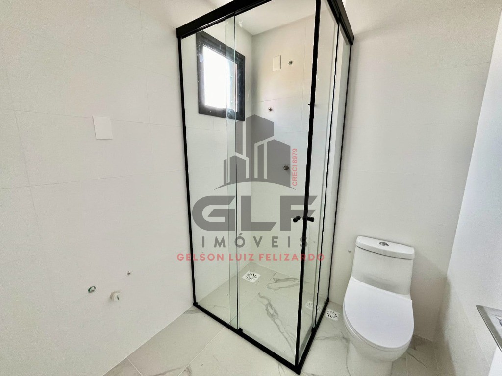 Apartamento de Luxo na cidade de Itapema/SC, no bairro Meia Praia, com 3 Suítes e 2 Vagas de Garagem. Localização Privilegiada.