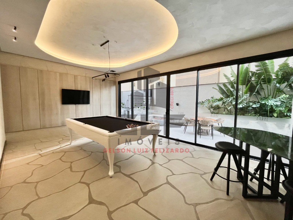 Apartamento de Luxo na cidade de Itapema/SC, no bairro Meia Praia, com 3 Suítes e 2 Vagas de Garagem. Localização Privilegiada.
