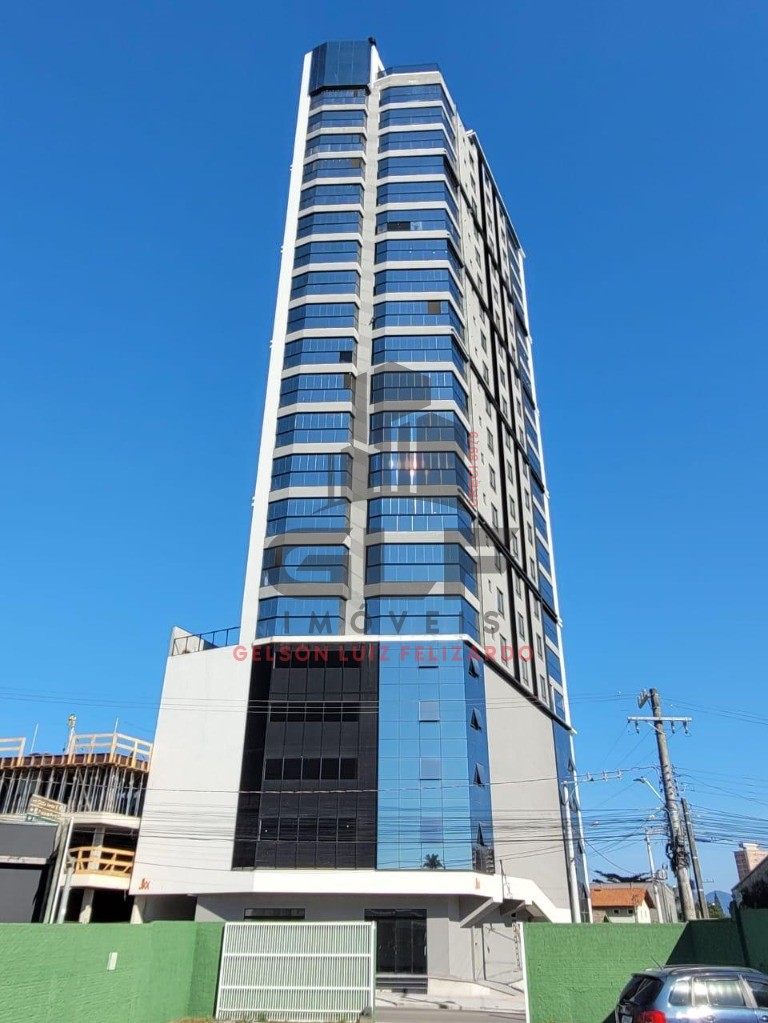 Apartamento Pronto na cidade Porto Belo/SC no bairro Balneário Pereque, 3 Suítes e 2 Vagas, com Lazer Completo. Bem localizado a 150 Metros do Mar