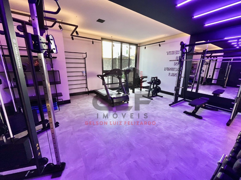 Apartamento de Luxo na cidade de Itapema/SC, no bairro Meia Praia, com 3 Suítes e 2 Vagas de Garagem. Localização Privilegiada.