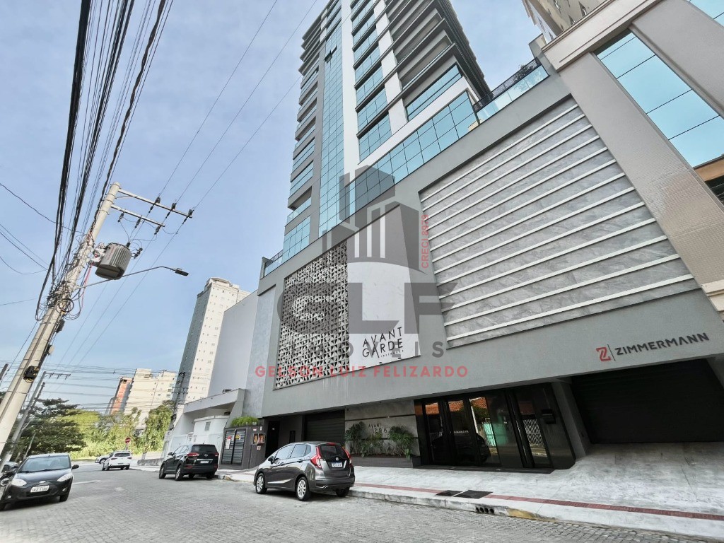 Apartamento de Luxo na cidade de Itapema/SC, no bairro Meia Praia, com 3 Suítes e 2 Vagas de Garagem. Localização Privilegiada.