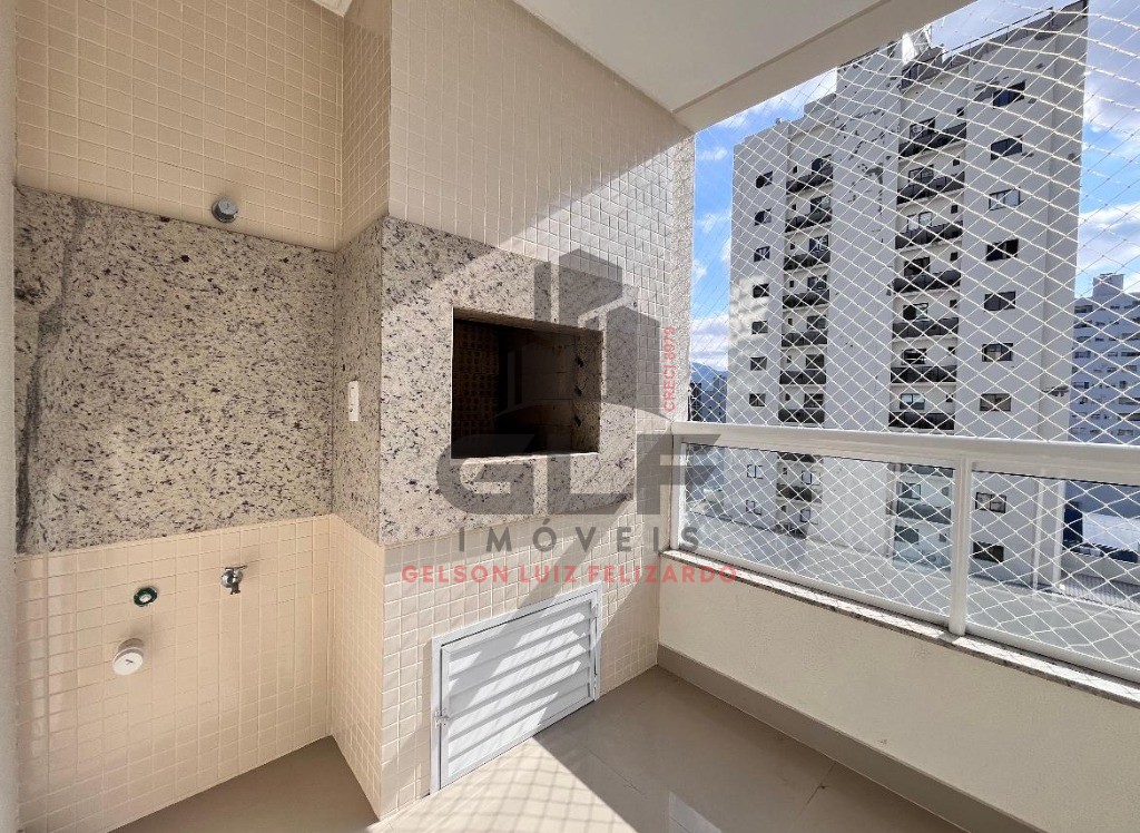 Apartamento Novo e Pronto para morar na cidade de Itapema/SC no bairro Meia Praia, com 3 Suítes e 2 Vagas de garagem, 122m². Bem localizado.