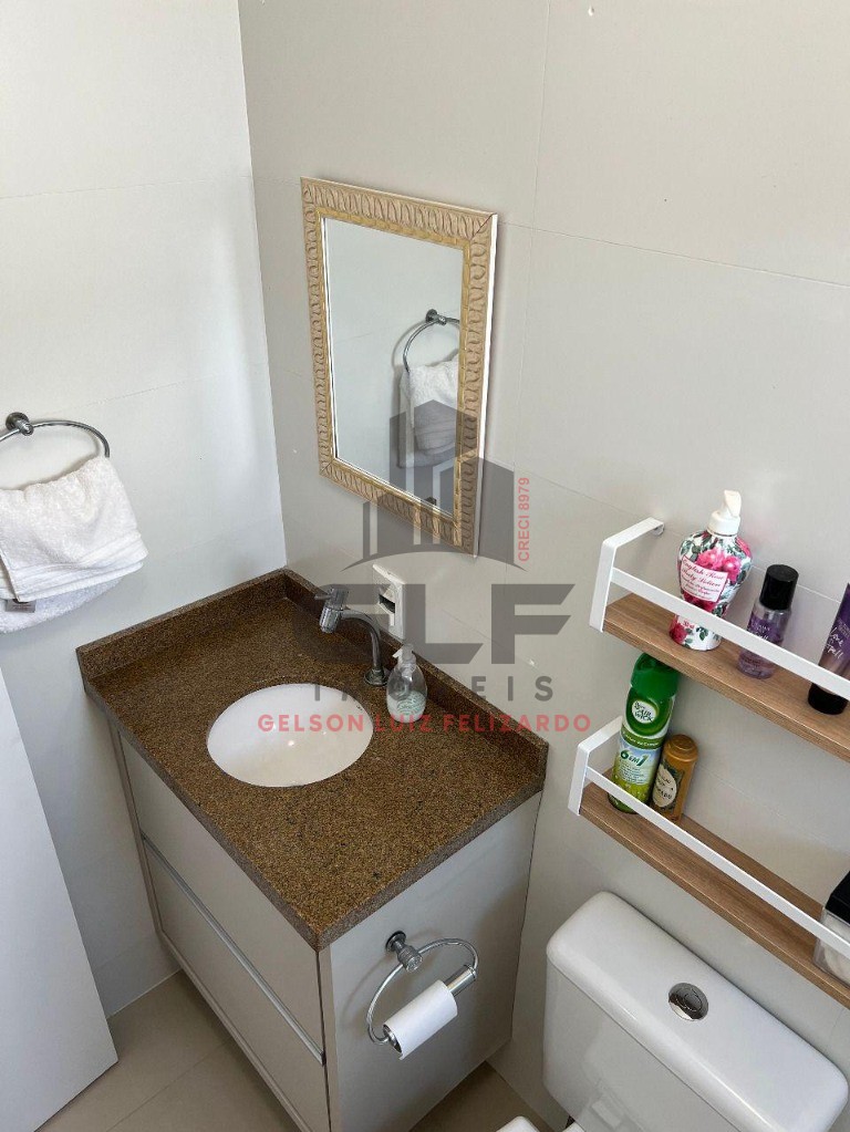 Cobertura Duplex Semimobiliada na cidade de Itapema/SC no bairro Castelo Branco, com 4 Suítes e 2 Vagas de garagem, com Lazer Completo. Bem localiza