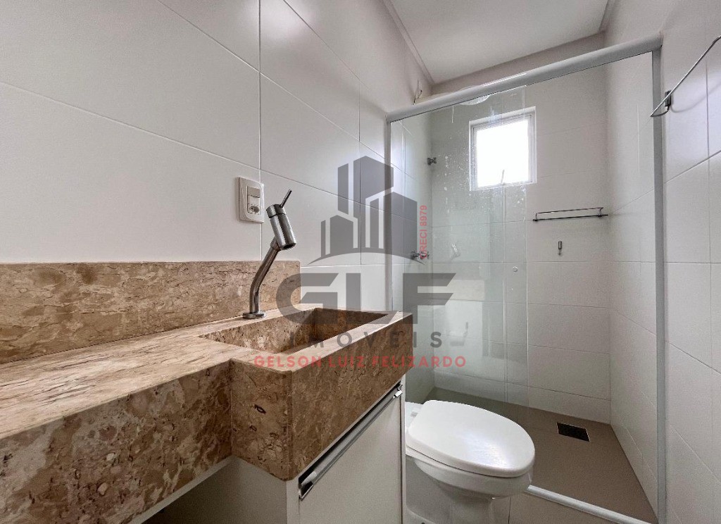 Apartamento Novo e Pronto para morar na cidade de Itapema/SC no bairro Meia Praia, com 3 Suítes e 2 Vagas de garagem, 122m². Bem localizado.