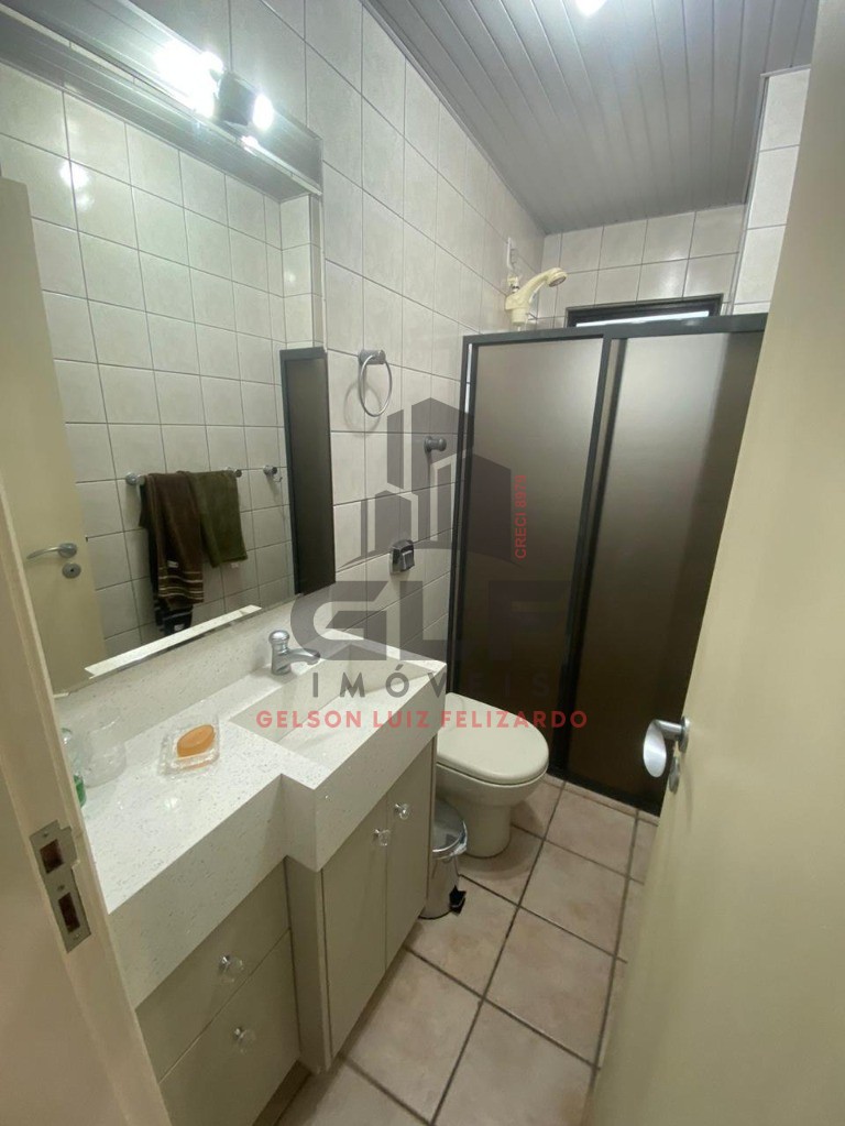 Apartamento Pronto e Mobiliado na cidade de Itapema/SC no bairro Meia Praia, 3 dormitórios/ 1 suíte e 1 Vaga de garagem, 238m². Bem localizado.