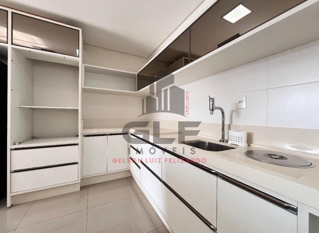 Apartamento Novo e Pronto para morar na cidade de Itapema/SC no bairro Meia Praia, com 3 Suítes e 2 Vagas de garagem, 122m². Bem localizado.