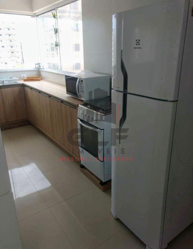 Cobertura Duplex Semimobiliada na cidade de Itapema/SC no bairro Castelo Branco, com 4 Suítes e 2 Vagas de garagem, com Lazer Completo. Bem localiza