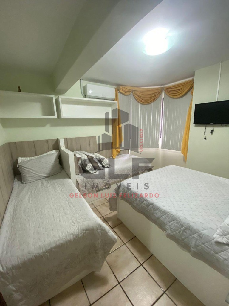 Apartamento Pronto e Mobiliado na cidade de Itapema/SC no bairro Meia Praia, 3 dormitórios/ 1 suíte e 1 Vaga de garagem, 238m². Bem localizado.