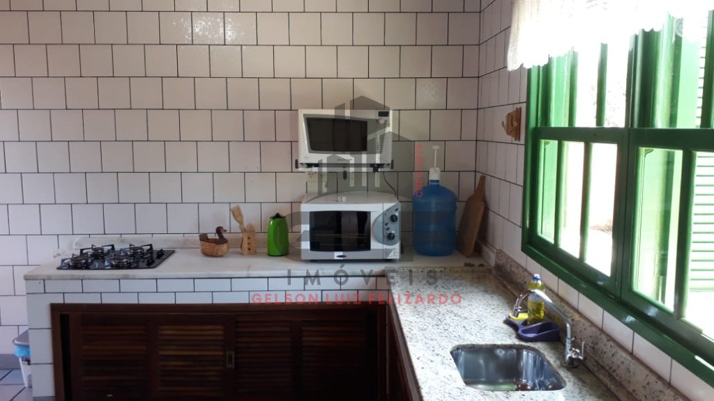 Casa bangalô a venda na cidade de bombinhas/sc no bairro can
