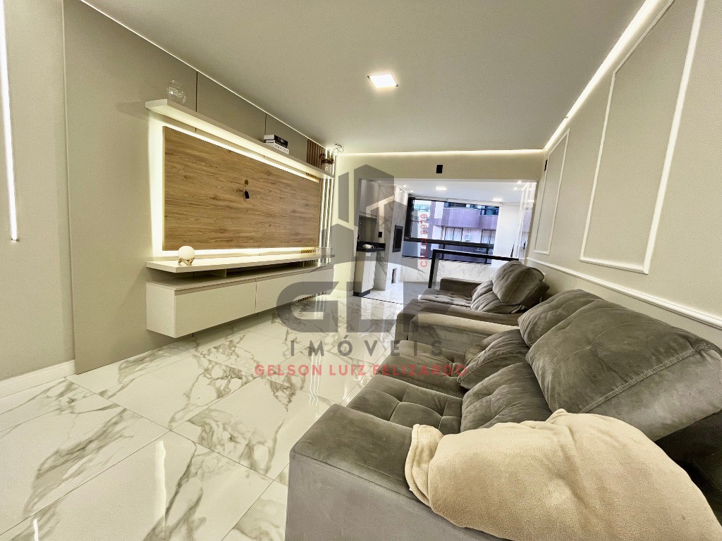 Apartamento Mobiliado na cidade de Itapema/SC no bairro Meia Praia, 3 dormitórios e 1 Vaga de garagem. Bem localizado. Investir