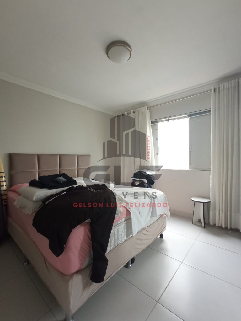 Apartamento Mobiliado em Balneário Camboriú/SC, no bairro Centro, com 2 Dormitórios e 1 Suíte,1 Vaga de Garagem. Localização Privilegiada.