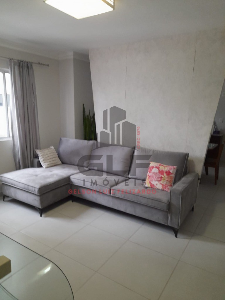 Apartamento Mobiliado em Balneário Camboriú/SC, no bairro Centro, com 2 Dormitórios e 1 Suíte,1 Vaga de Garagem. Localização Privilegiada.