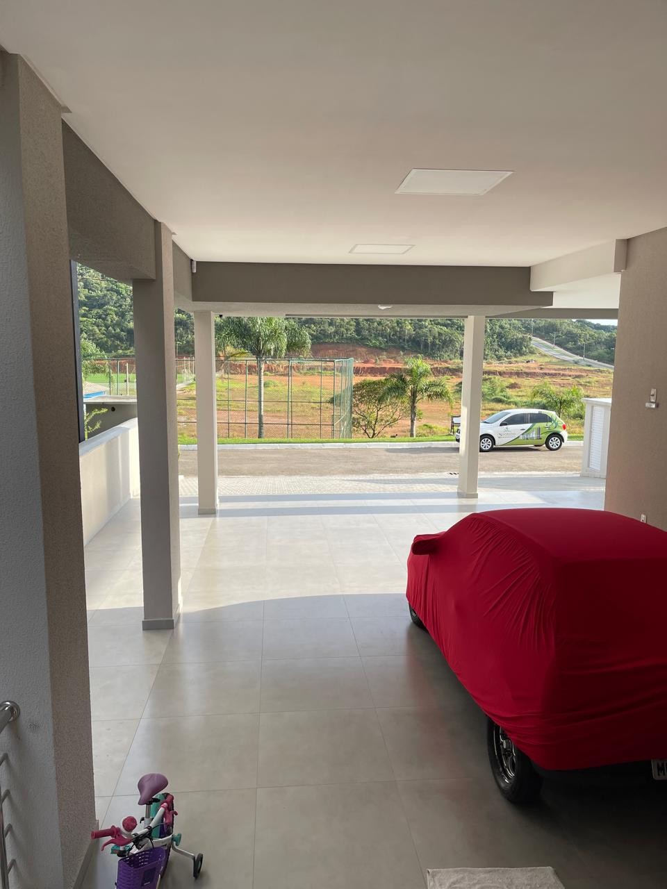 Casa sobrado de alto padrão pronta para morar em condomínio 