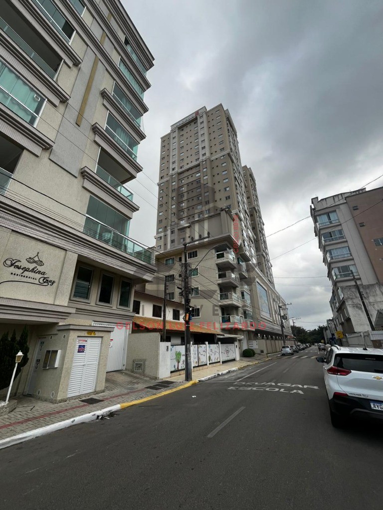 Apartamento Novo e Pronto para morar na cidade de Itapema/SC no bairro Meia Praia, com 84m², 2 Suítes e 2 Vagas de garagem. Bem localizado.