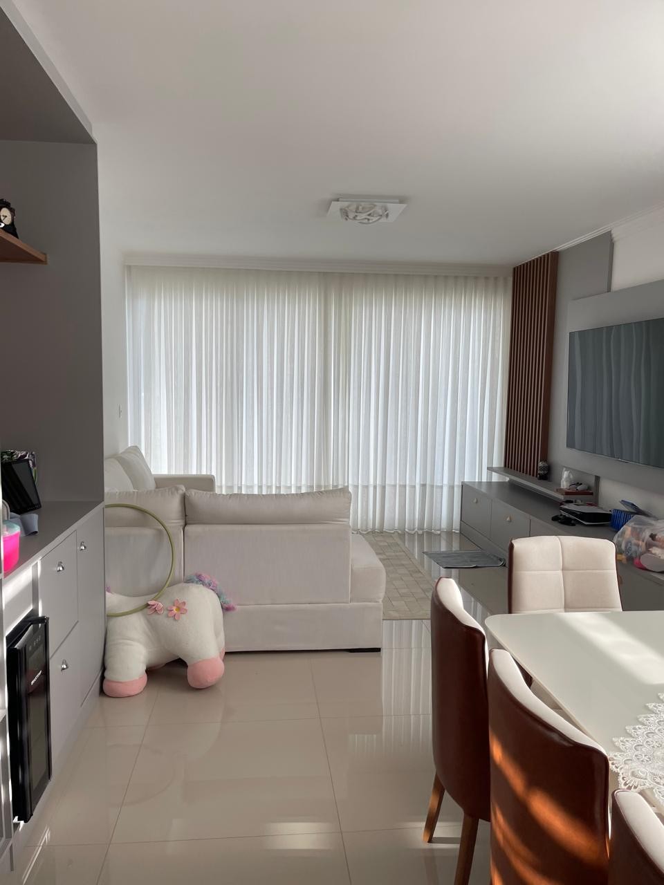 Casa sobrado de alto padrão pronta para morar em condomínio 