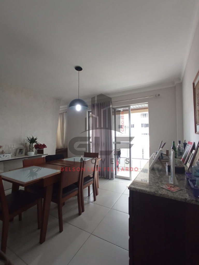 Apartamento Mobiliado em Balneário Camboriú/SC, no bairro Centro, com 2 Dormitórios e 1 Suíte,1 Vaga de Garagem. Localização Privilegiada.