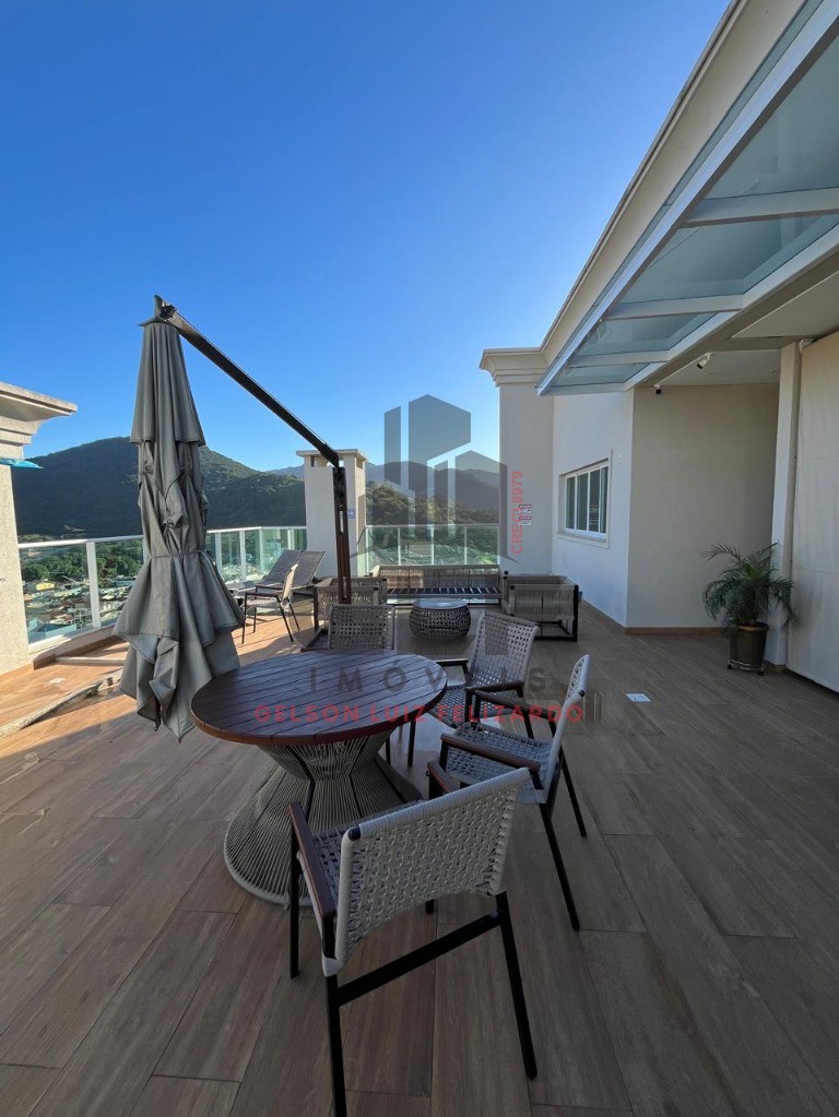 Apartamento de Alto Padrão na cidade de Itapema/SC, no bairro Centro, com 3 Suítes e 2 Vagas de Garagem. Localização Privilegiada.