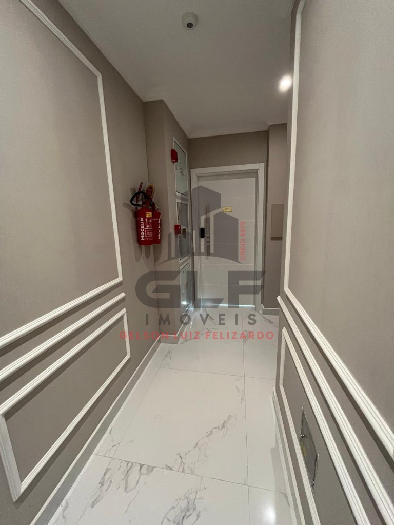 Apartamento de Alto Padrão na cidade de Itapema/SC, no bairro Centro, com 3 Suítes e 2 Vagas de Garagem. Localização Privilegiada.