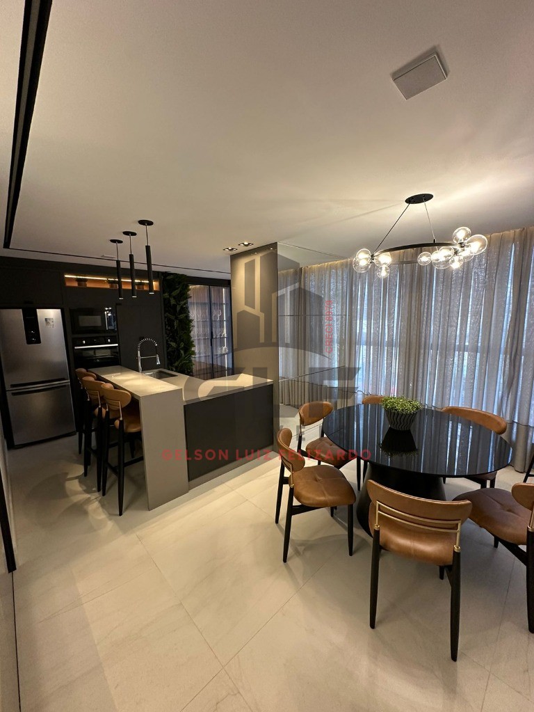 Apartamento na cidade de Porto Belo/SC no bairro Balneário Pereque, 2 Suítes e 1 Vaga, com Lazer Completo. Bem localizado a 700 Metros do Mar