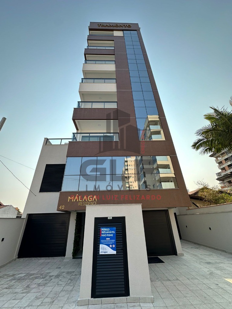 Apartamento na cidade de Porto Belo/SC no bairro Balneário Pereque, 2 Suítes e 1 Vaga, com Lazer Completo. Bem localizado a 700 Metros do Mar