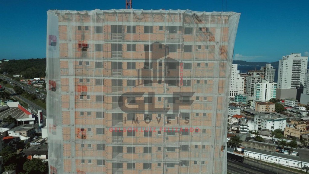 Apartamento em Construção em Itapema/SC no bairro Casa Branca, 69,15m², 2 dorms./1 suíte. 720m do mar. Área de Lazer Completa com 7.580m². Investir!