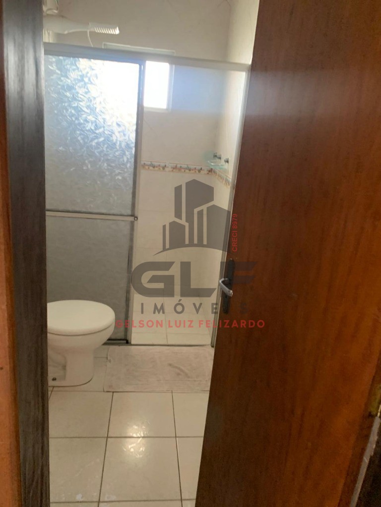 Casa Pronta a 580 metros do Mar em Itapema/SC, bairro Morretes, com 4 Qtos, aceito apartamento no negócio, possui piscina, pebolim, sinuca