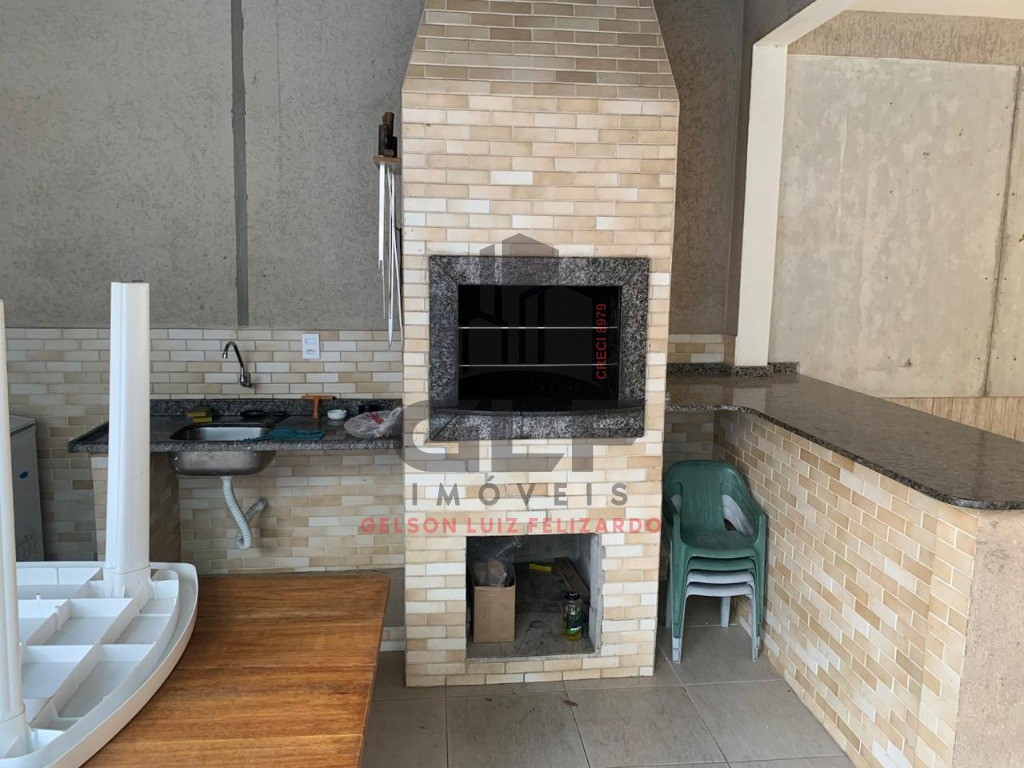 Casa Pronta a 580 metros do Mar em Itapema/SC, bairro Morretes, com 4 Qtos, aceito apartamento no negócio, possui piscina, pebolim, sinuca