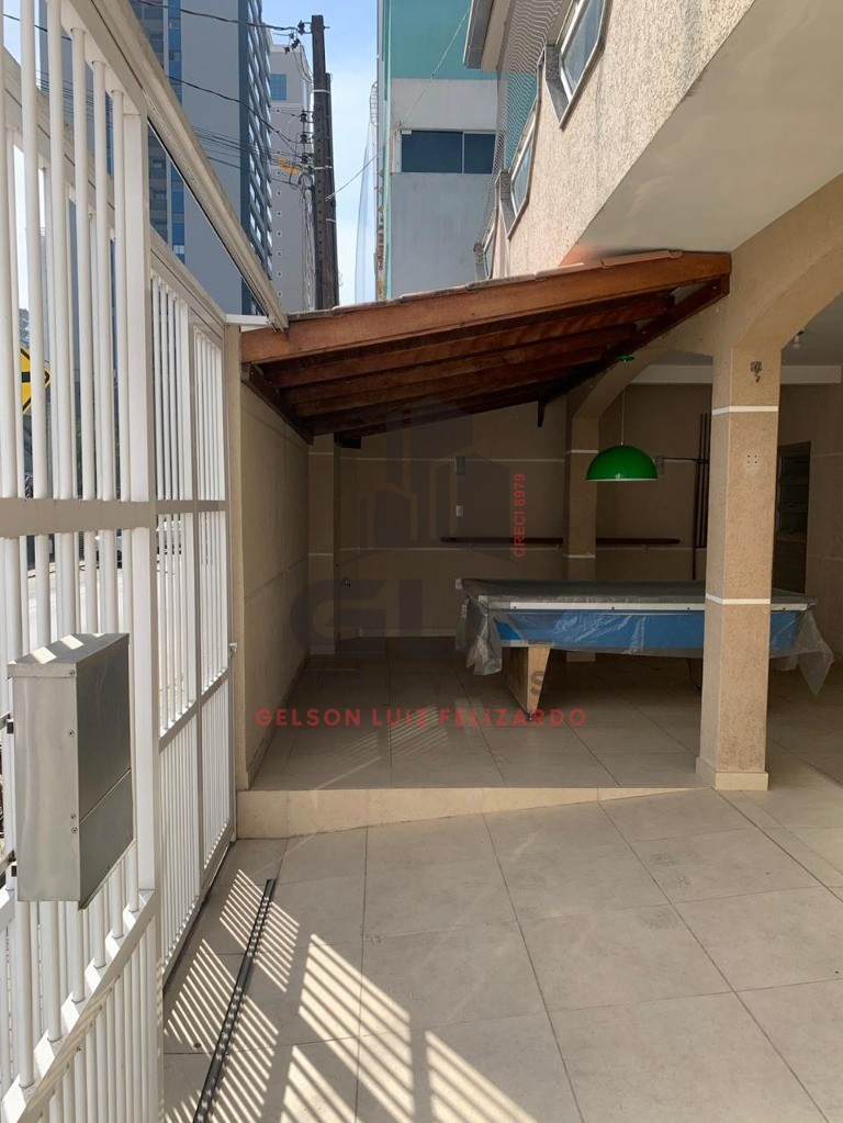 Casa Pronta a 580 metros do Mar em Itapema/SC, bairro Morretes, com 4 Qtos, aceito apartamento no negócio, possui piscina, pebolim, sinuca