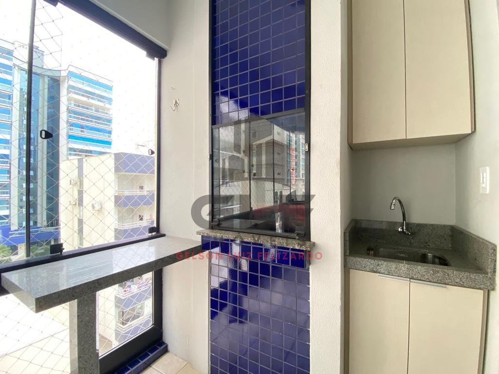 Apartamento de Pronto em Itapema/SC, no bairro Meia Praia, com 3 Dormitórios/1 Suíte e 2 Vagas de Garagem. 150m do Mar. Localização Privilegiada.