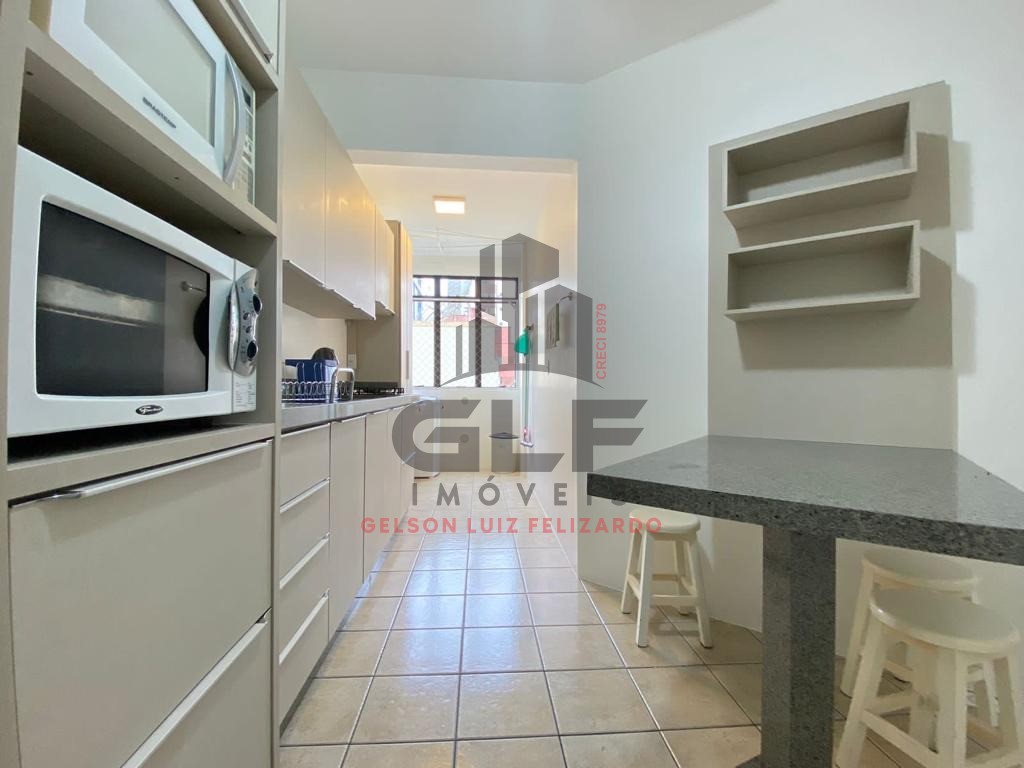 Apartamento de Pronto em Itapema/SC, no bairro Meia Praia, com 3 Dormitórios/1 Suíte e 2 Vagas de Garagem. 150m do Mar. Localização Privilegiada.