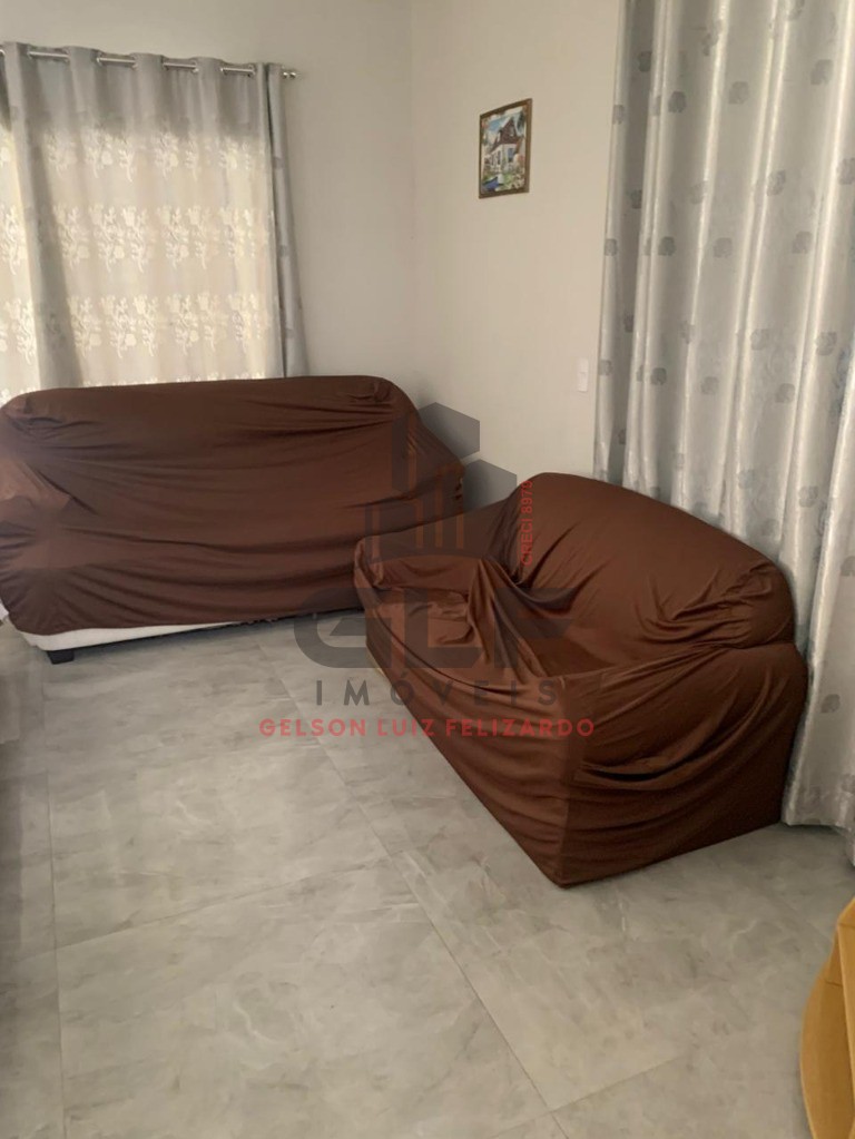 Casa Pronta a 580 metros do Mar em Itapema/SC, bairro Morretes, com 4 Qtos, aceito apartamento no negócio, possui piscina, pebolim, sinuca