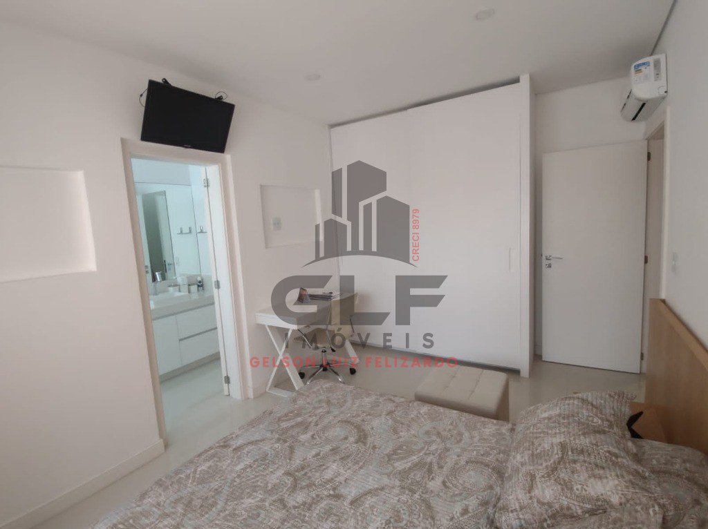 Apartamento Pronto Mobiliado em Itapema/SC no bairro Meia Praia. 193m², com 4 suítes e 3 vagas de garagem. Área de Lazer Completa. Investimento!