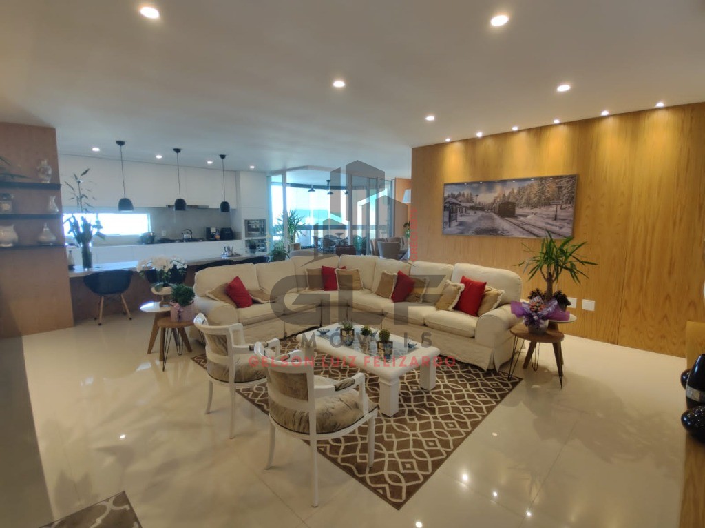Apartamento Pronto Mobiliado em Itapema/SC no bairro Meia Praia. 193m², com 4 suítes e 3 vagas de garagem. Área de Lazer Completa. Investimento!