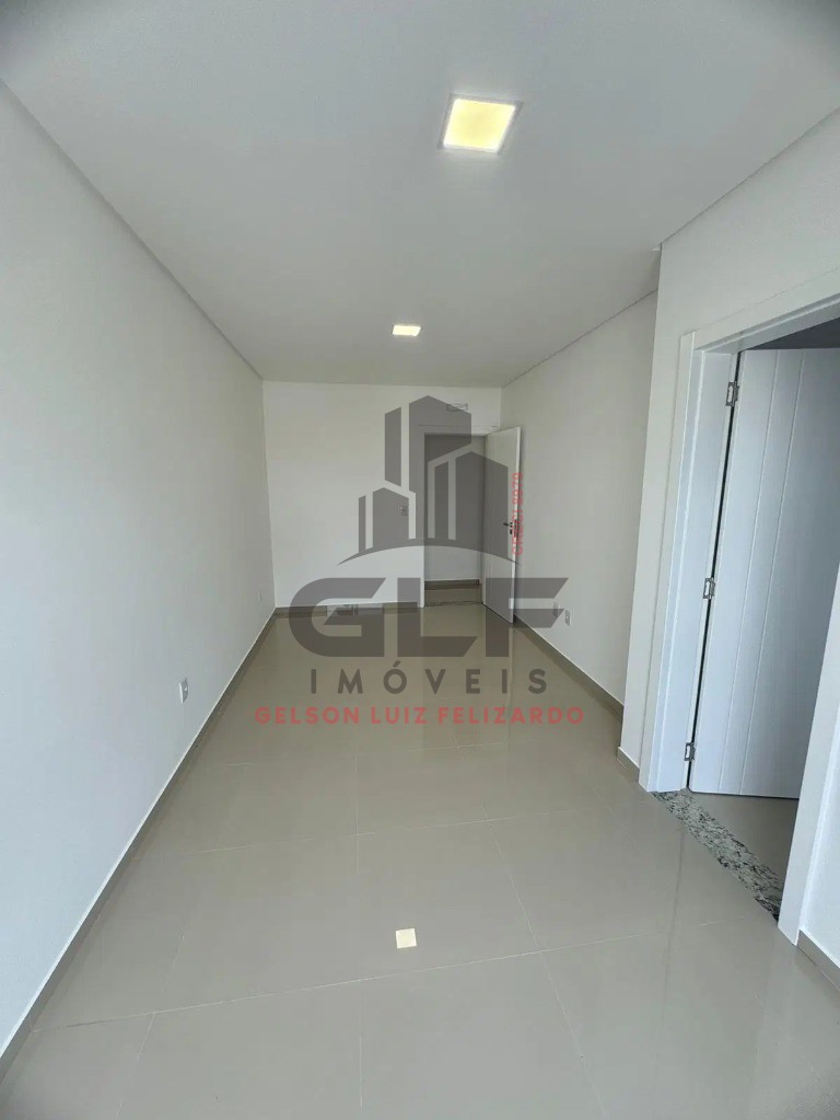 Sobrado Geminado Pronto a venda em Itapema/SC no bairro Morretes, 93m² de área total com 2 Suítes e 1 Vaga de Garagem. Bem localizado!