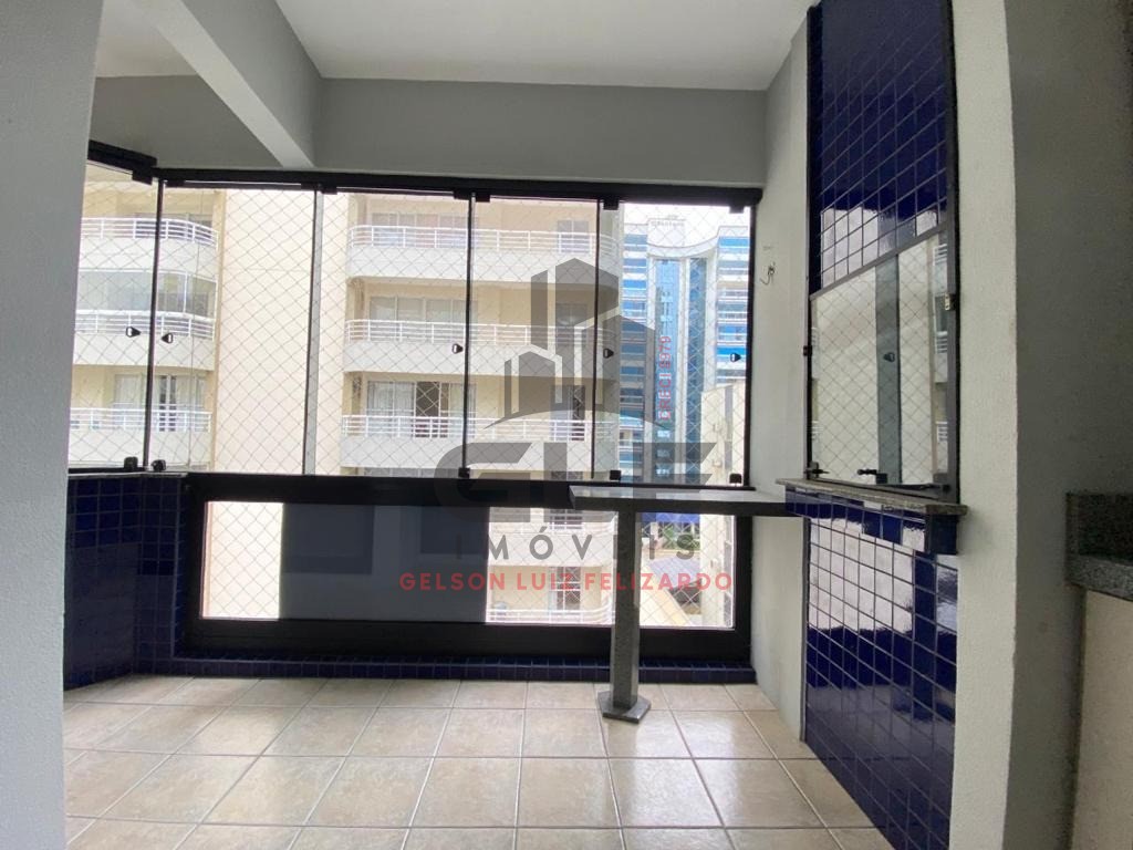 Apartamento de Pronto em Itapema/SC, no bairro Meia Praia, com 3 Dormitórios/1 Suíte e 2 Vagas de Garagem. 150m do Mar. Localização Privilegiada.