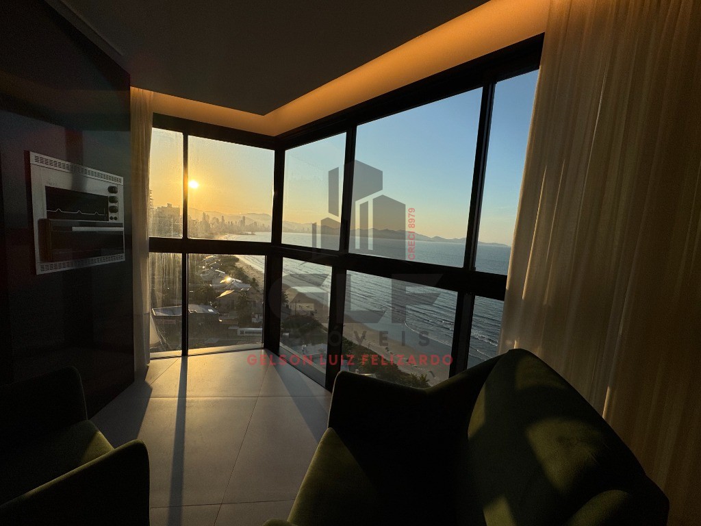 Apartamento Pronto Finamente Mobiliado em Porto Belo/SC, bairro Balneário Pereque, 3 Suítes e 2 Vagas, Lazer Completo. A apenas 80 metros do mar