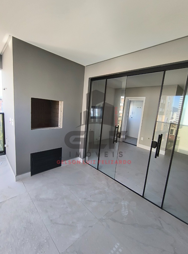 Apartamento Novo e Pronto para morar em Itapema/SC no bairro Meia Praia, com 129m², 3 Suítes e 2 Vagas de garagem, com Lazer Completo. Bem localizado