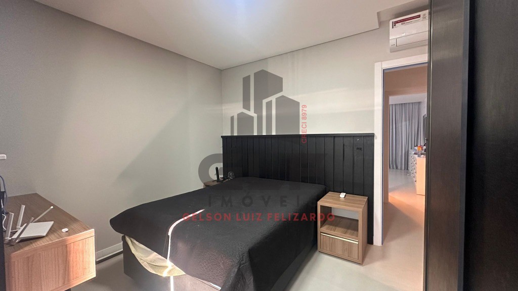 Sobrado Geminado Finamente Mobiliado em Itapema/SC no bairro Morretes, 95m² com 2 Suítes, Área gourmet com Churrasqueira e porcelanato. Ótimo Investi