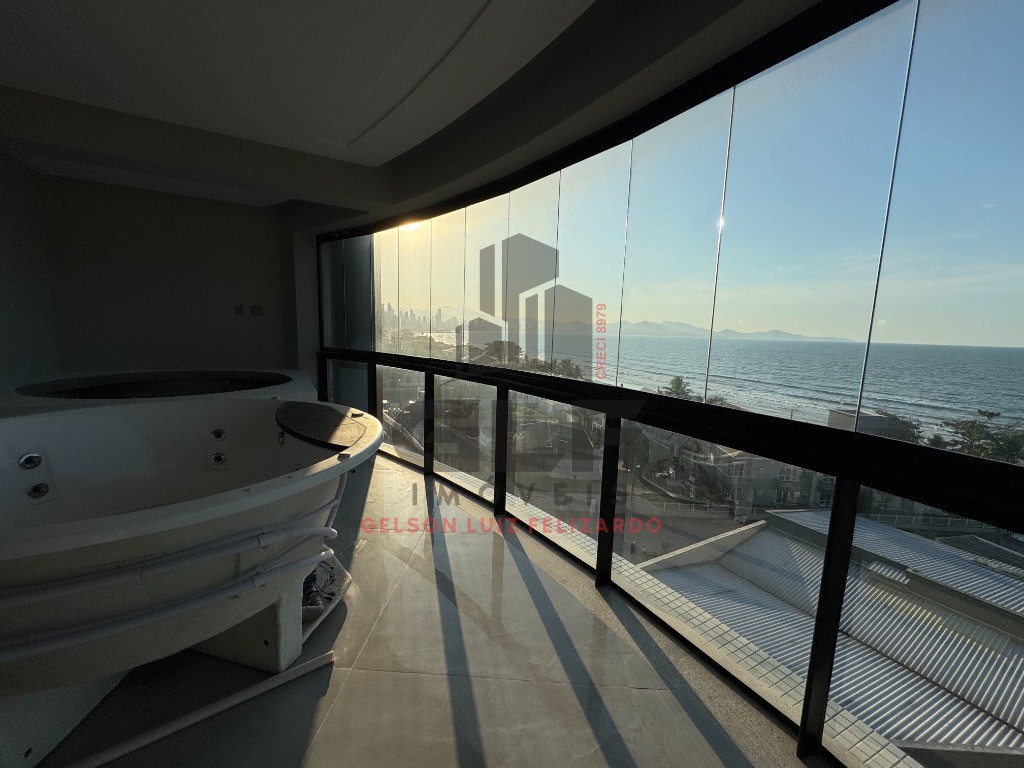 Apartamento Pronto Frente Mar em Porto Belo/SC no bairro Balneário Perequê, 4 suítes sendo 01 master e 3 Vagas de garagem. Bem localizado. Investir