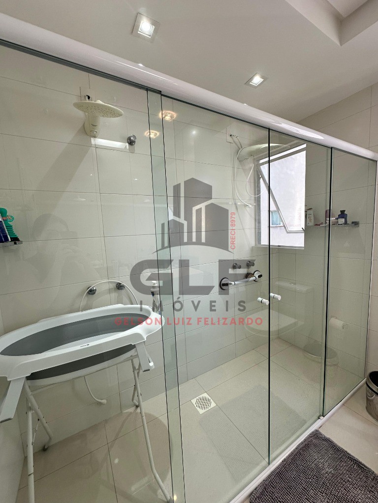 Apartamento Pronto de Luxo Mobiliado na cidade de Itapema/SC no bairro Meia Praia, 4suítes e piscina privativa, com Lazer Completo. Bem localizado