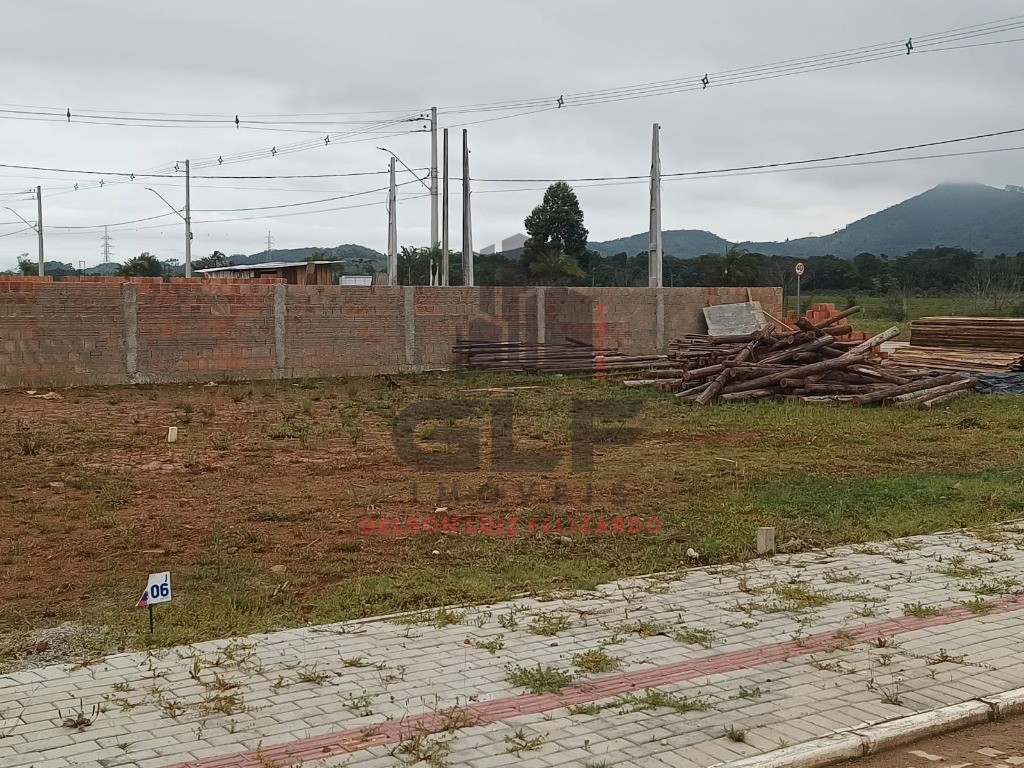 Terreno a venda no Loteamento Sonho Real no Bairro Sertão do Trombudo na cidade de Itapema/sc, com 200 m². Terreno Escriturado