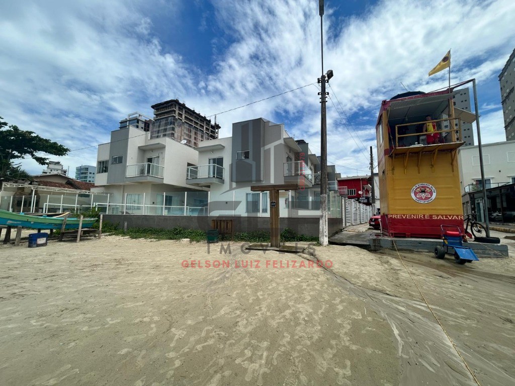 Sobrado alto padrão frente mar à venda na cidade de porto be